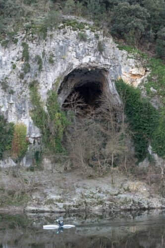 La grotte ornée dEbbou (à Vallon Pont dArc, Ardèche)